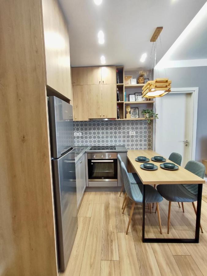 Ferienwohnung Modern Style 2Br-Apt - 10Min To Skanderbeg Square Tirana Exterior foto
