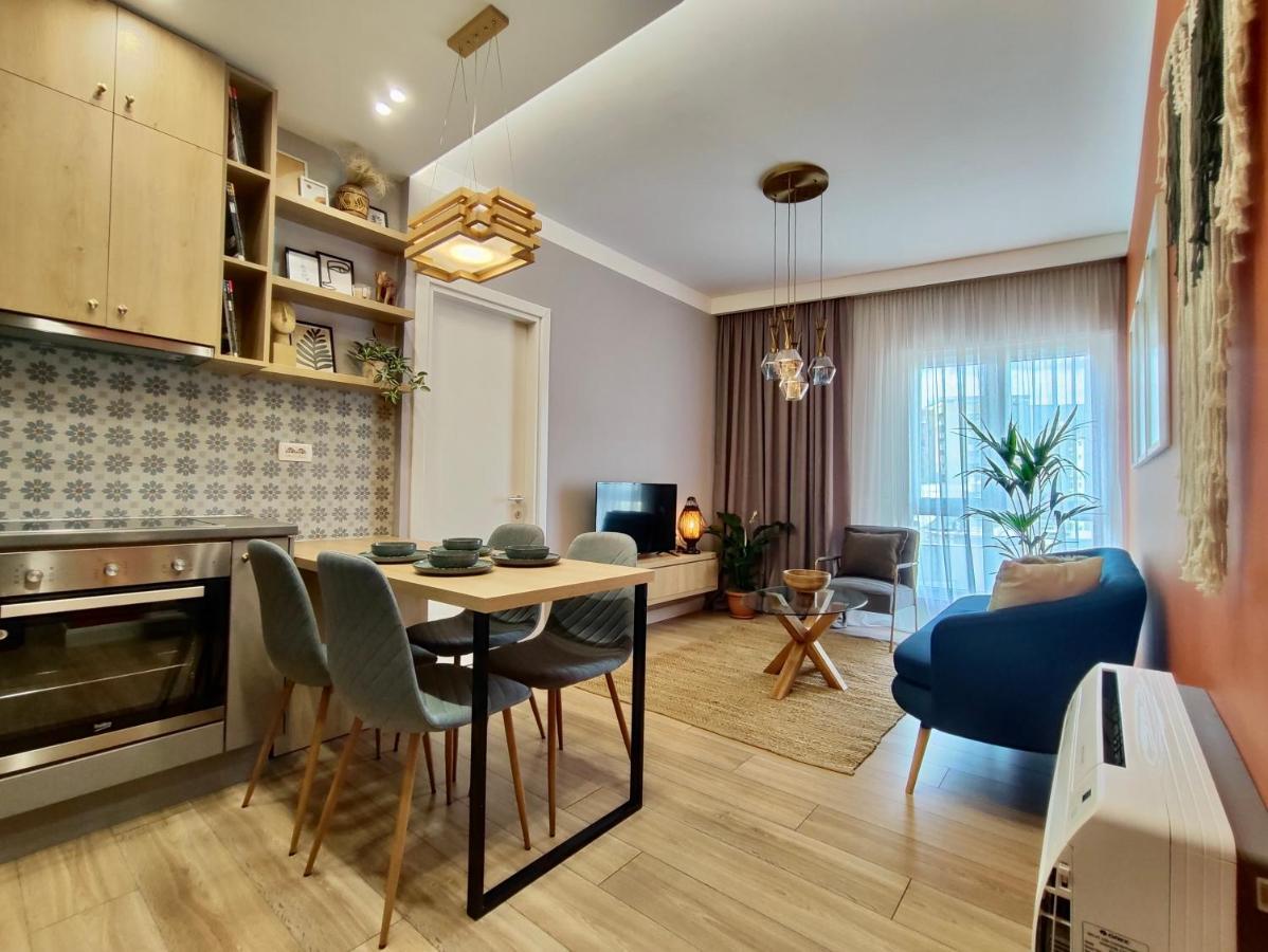 Ferienwohnung Modern Style 2Br-Apt - 10Min To Skanderbeg Square Tirana Exterior foto