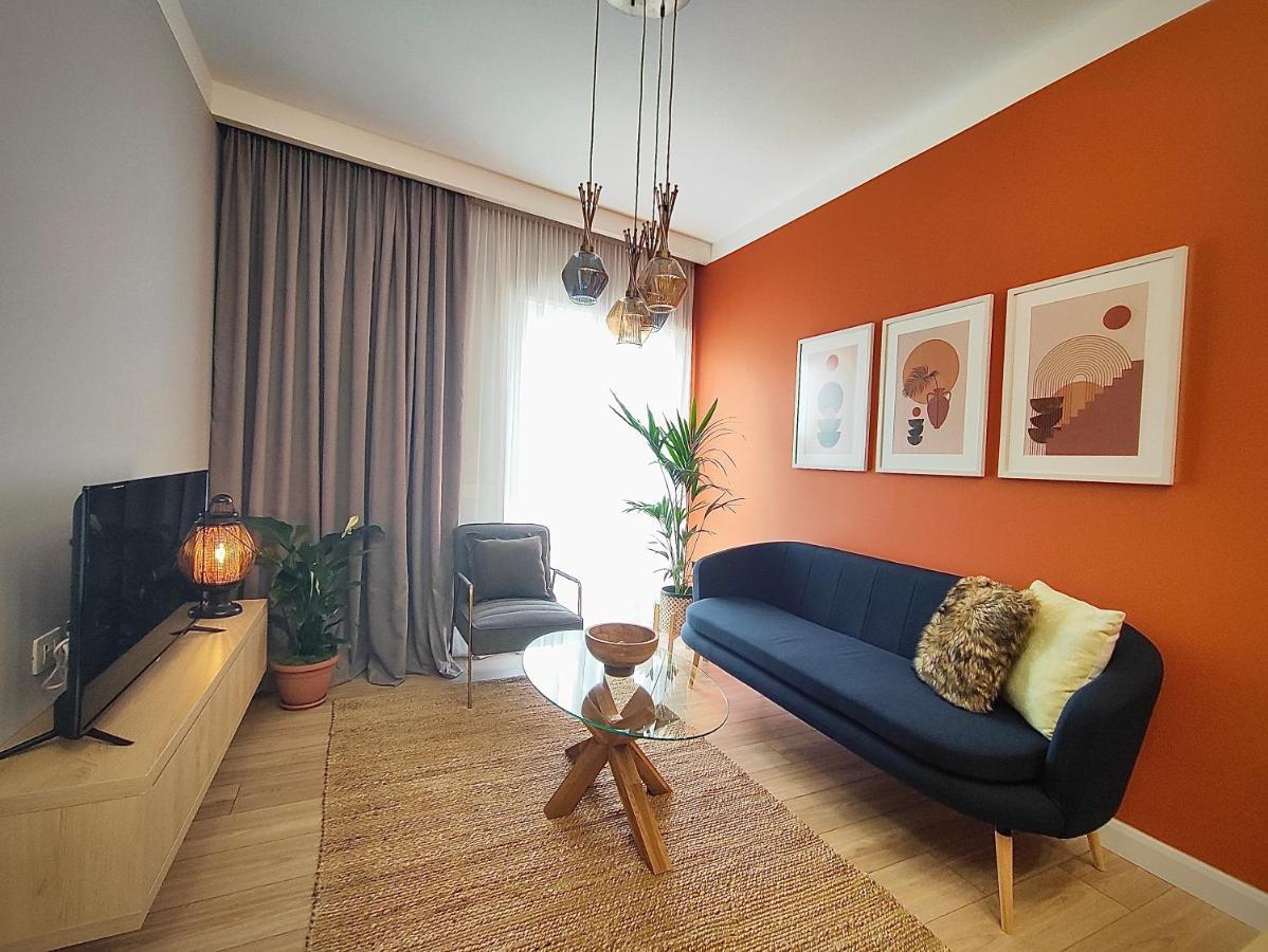Ferienwohnung Modern Style 2Br-Apt - 10Min To Skanderbeg Square Tirana Exterior foto