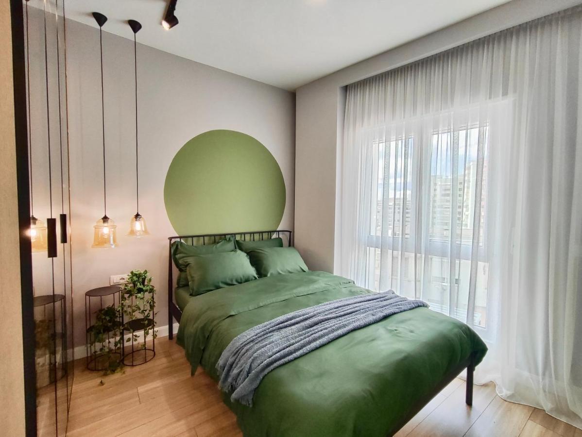 Ferienwohnung Modern Style 2Br-Apt - 10Min To Skanderbeg Square Tirana Exterior foto