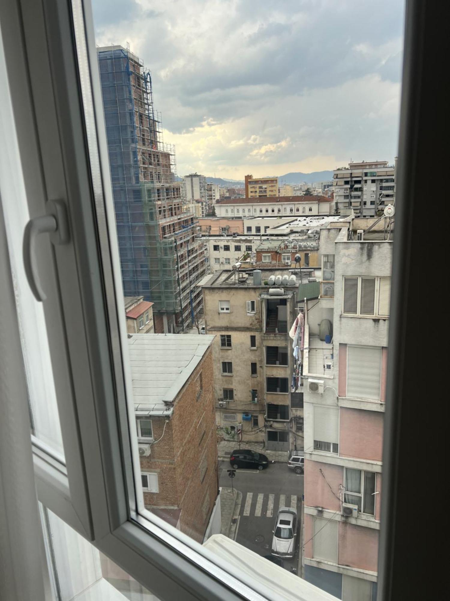 Ferienwohnung Modern Style 2Br-Apt - 10Min To Skanderbeg Square Tirana Exterior foto